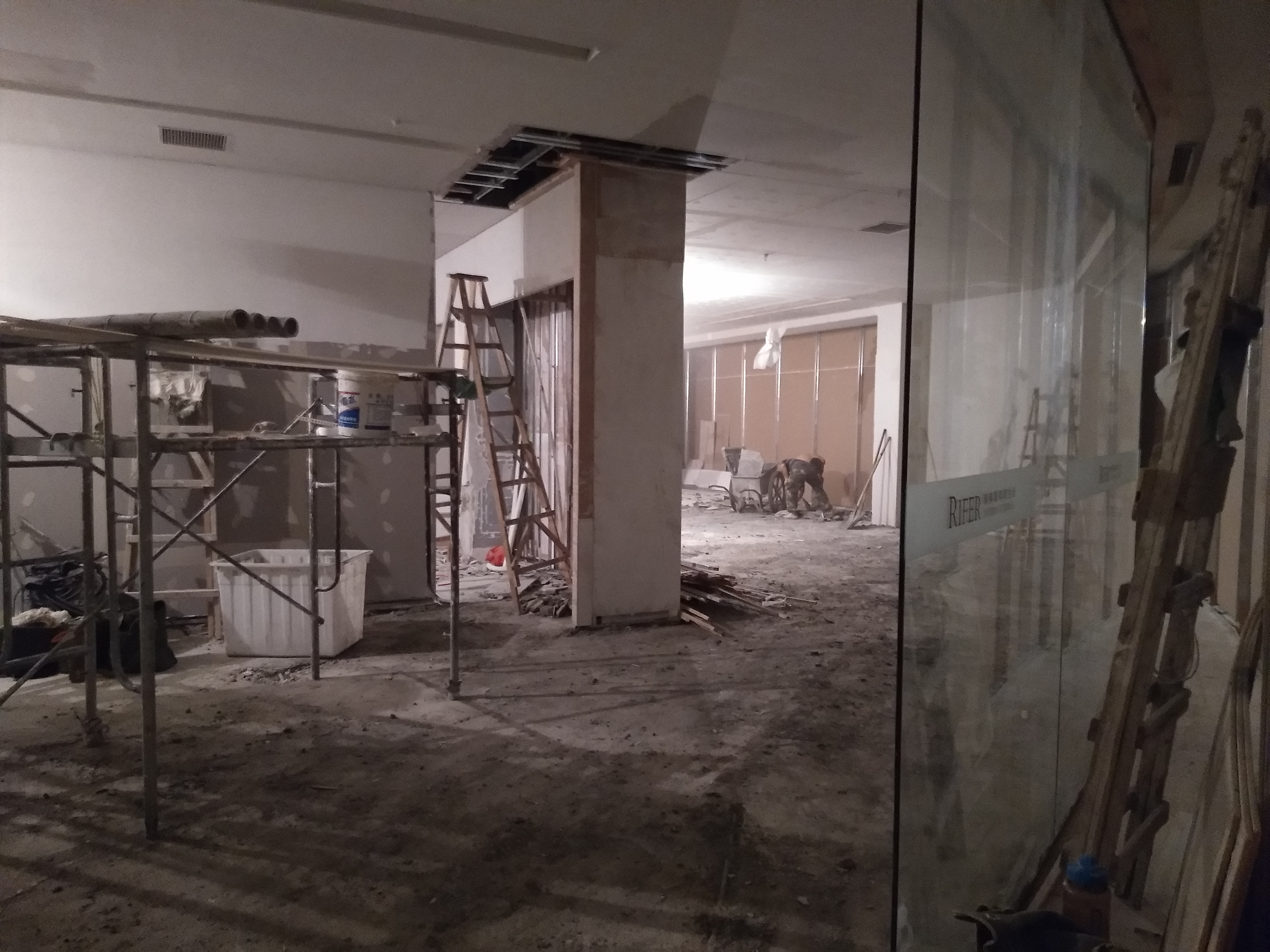 都汇里HC28，宏点装饰